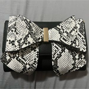 Crossi mini cross body wallet purse